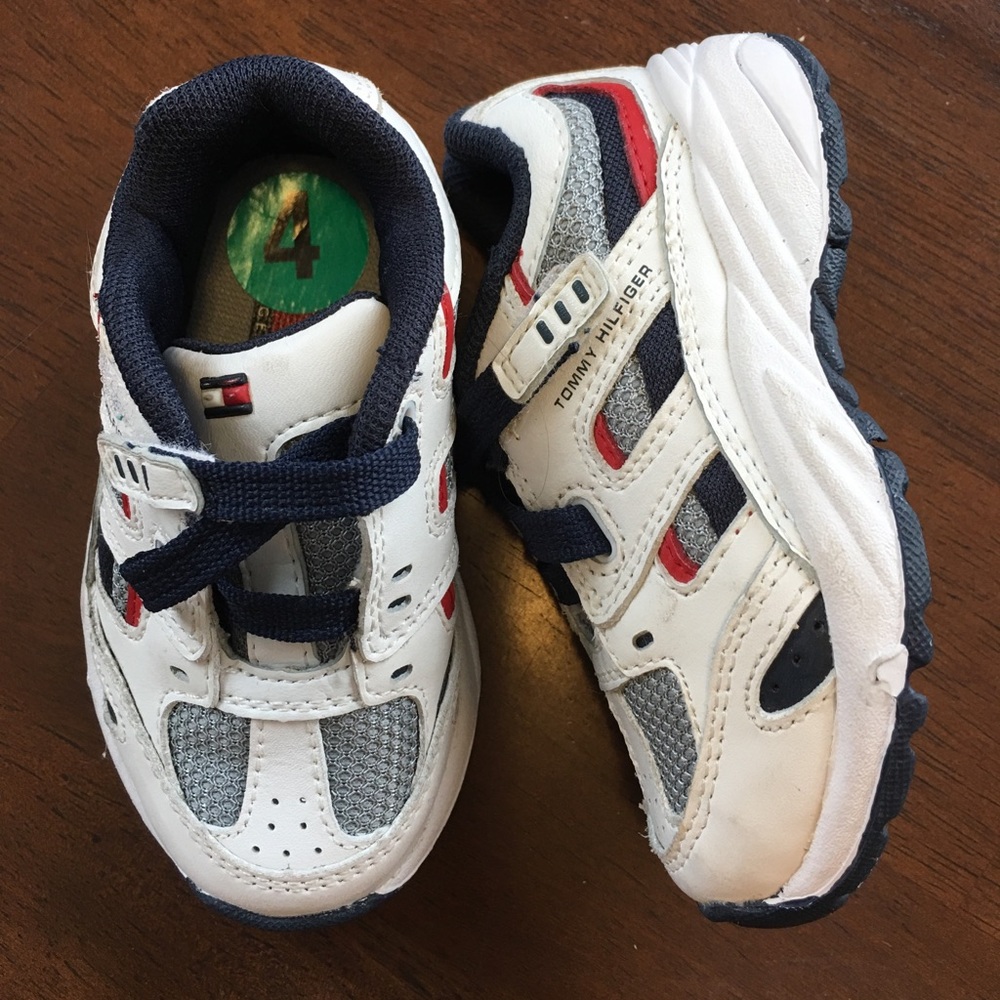 Tommy Hilfiger 4c